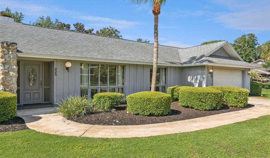 225 LAKE DESTINY Trl, Altamonte Springs, FL 32714 - 4 Beds, 2 Bath
