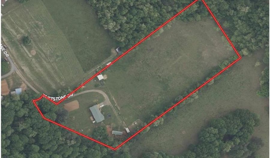 147 Iron Ore Ln, Barren Springs, VA 24313 - 3 Beds, 2 Bath