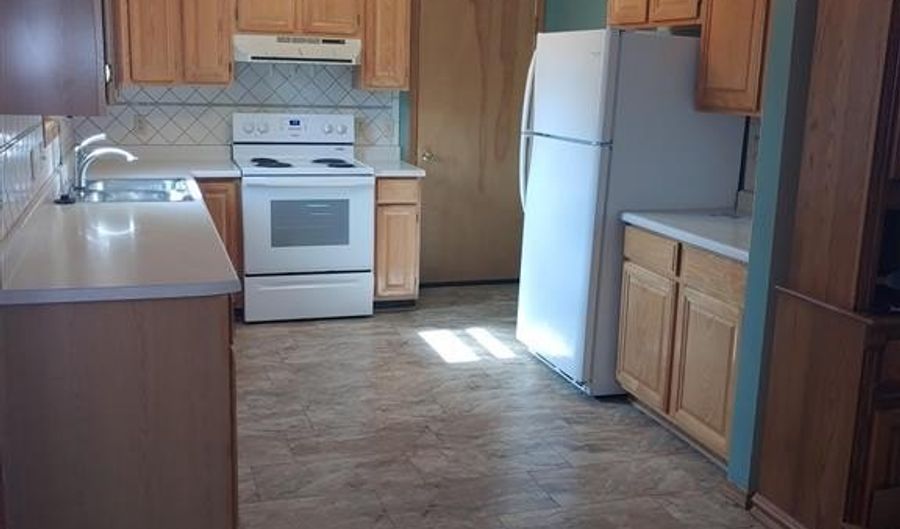 2223 Steadman St, Cody, WY 82414 - 4 Beds, 2 Bath