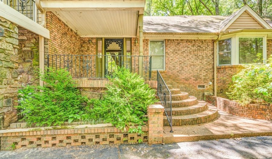8651 BAYLOR Rd, Bartlett, TN 38002 - 3 Beds, 3 Bath