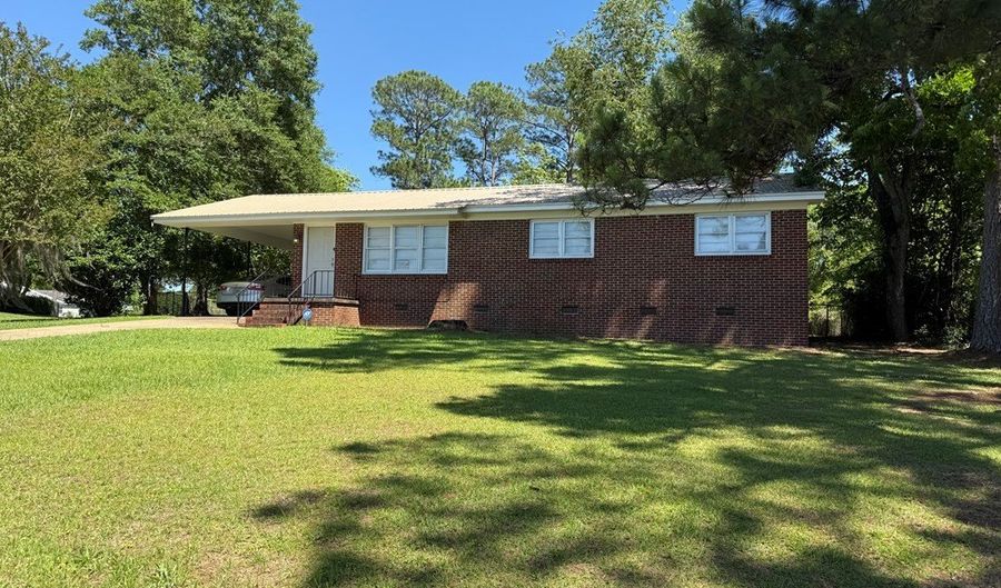 200 Ingleside Dr S, Albany, GA 31707 - 3 Beds, 1 Bath