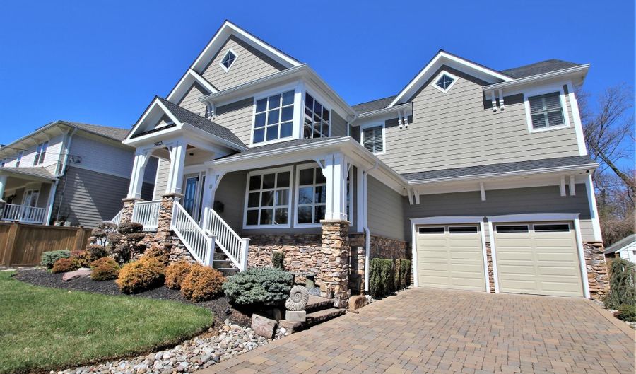 5905 LONE OAK Dr, Bethesda, MD 20814 - 5 Beds, 5 Bath