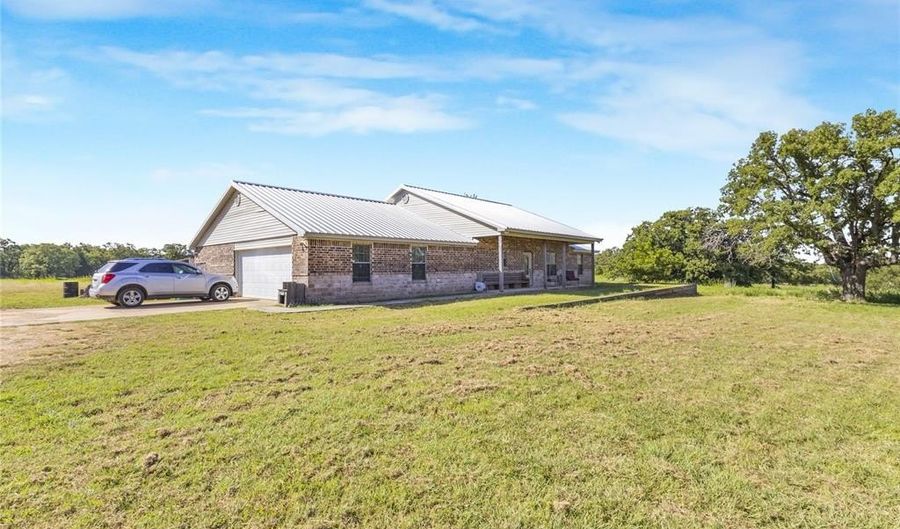 545 County Road 2798, Alvord, TX 76225 - 3 Beds, 2 Bath