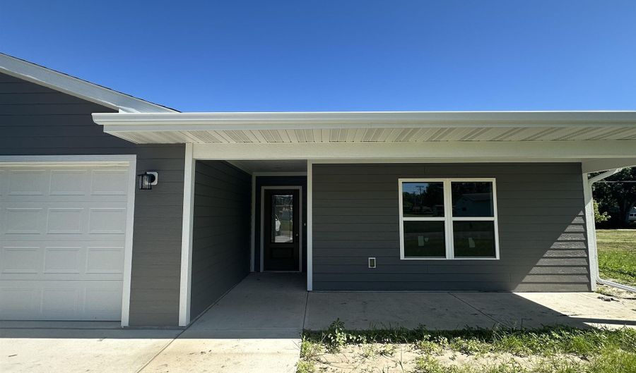 301 E Martin Unit 2, Battle Creek, NE 68715 - 3 Beds, 2 Bath