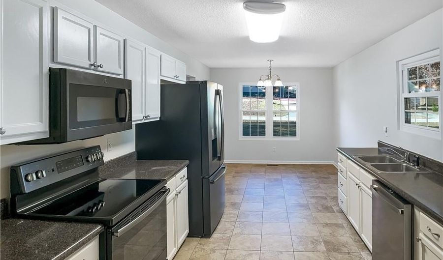 175 Chatham Dr, Athens, GA 30607 - 3 Beds, 2 Bath