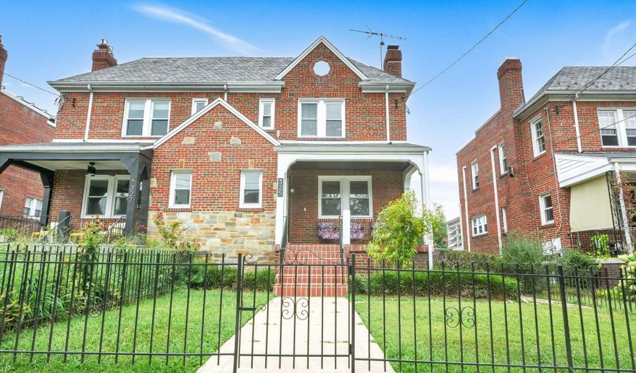 325 OGLETHORPE St NW, Washington, DC 20011 - 4 Beds, 4 Bath
