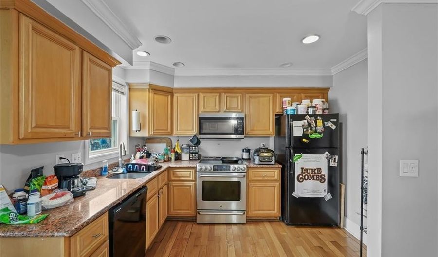 5 Morrill Ln F, North Providence, RI 02904 - 3 Beds, 3 Bath