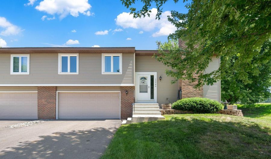 13986 Herald Way, Apple Valley, MN 55124 - 2 Beds, 2 Bath