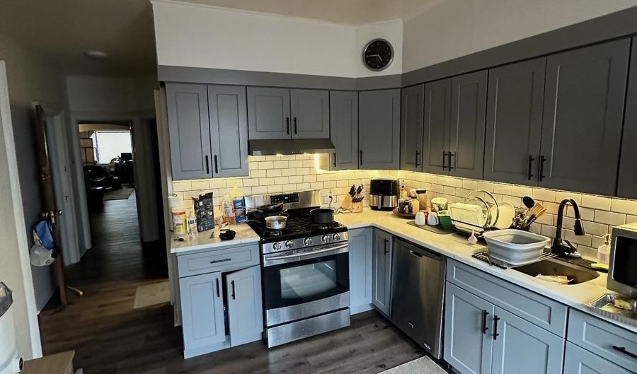 162 W 9TH St 1, Bayonne, NJ 07002 - 2 Beds, 1 Bath