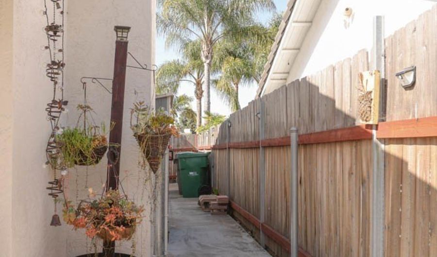 5612 Old Rnch, Oceanside, CA 92057 - 3 Beds, 2 Bath