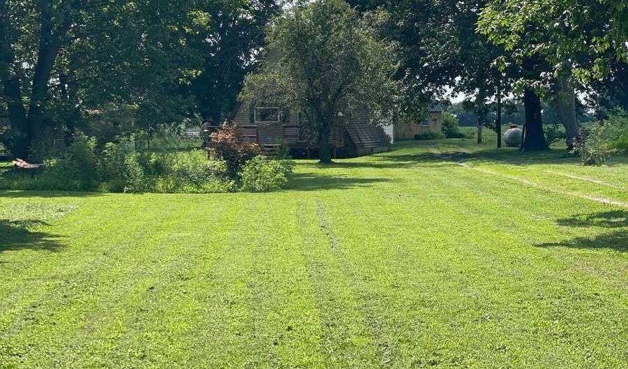 18929 Highway #1, Allendale, IL 62410 - 2 Beds, 1 Bath