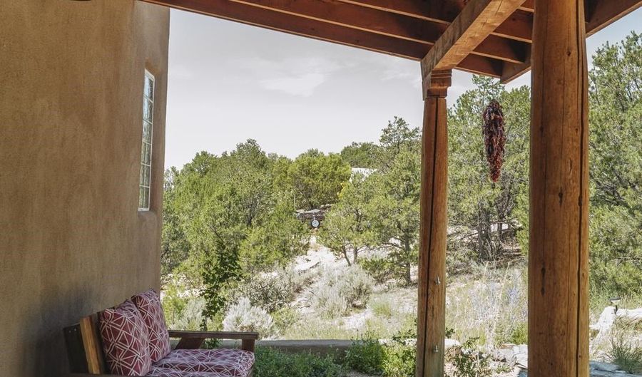 38 Tres Lomas, Arroyo Hondo, NM 87529 - 2 Beds, 2 Bath