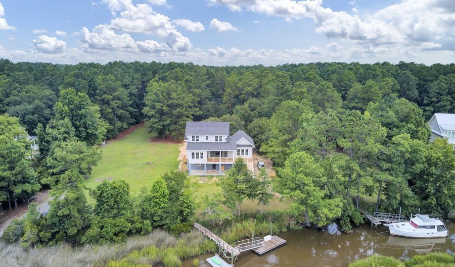 7527 Ladys Secret Ln, Awendaw, SC 29429 - 4 Beds, 4 Bath