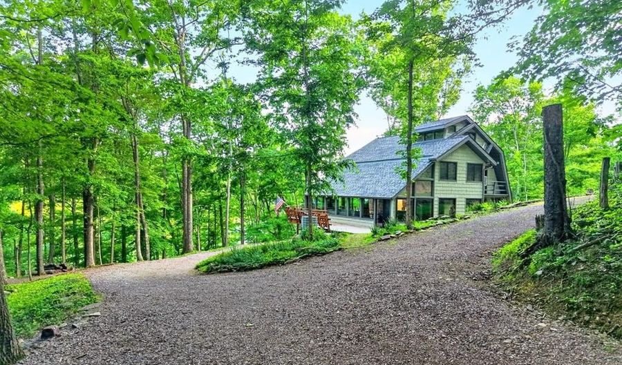 927 Wilkins Hollow Rd, Addison, PA 15411 - 5 Beds, 5 Bath