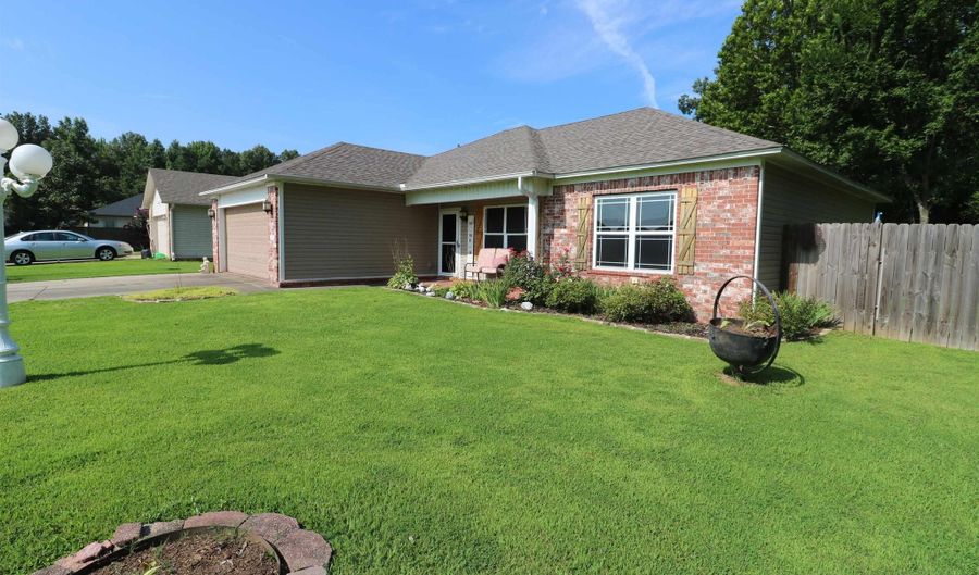 246 Plum Dr, Austin, AR 72007 - 3 Beds, 2 Bath