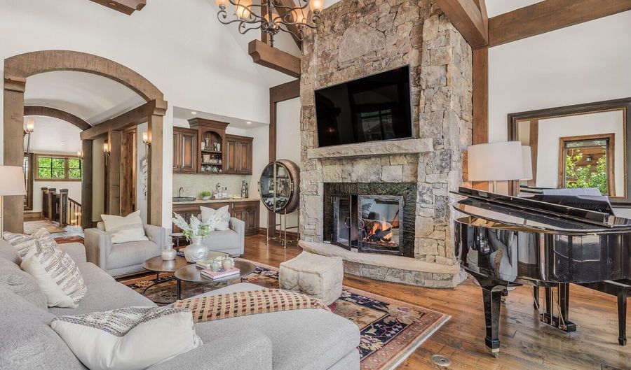 51 Thunderbowl Ln #12, Aspen, CO 81611 - 5 Beds, 7 Bath