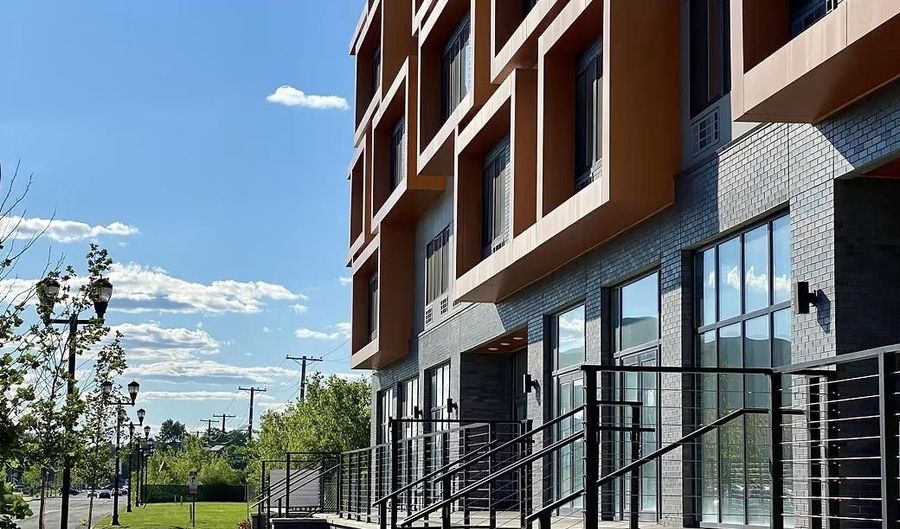 1 FLAGSHIP St 202, Bayonne, NJ 07002 - 1 Beds, 1 Bath