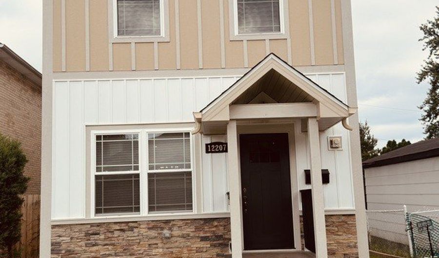 12207 S Mcdaniel St, Alsip, IL 60803 - 3 Beds, 3 Bath