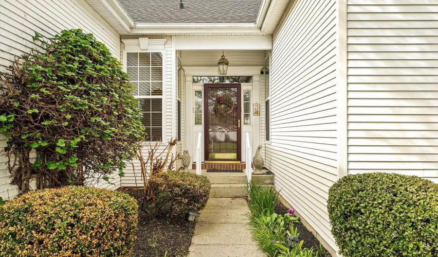 54 Bunker Hill Dr, Allentown, NJ 08501 - 2 Beds, 2 Bath