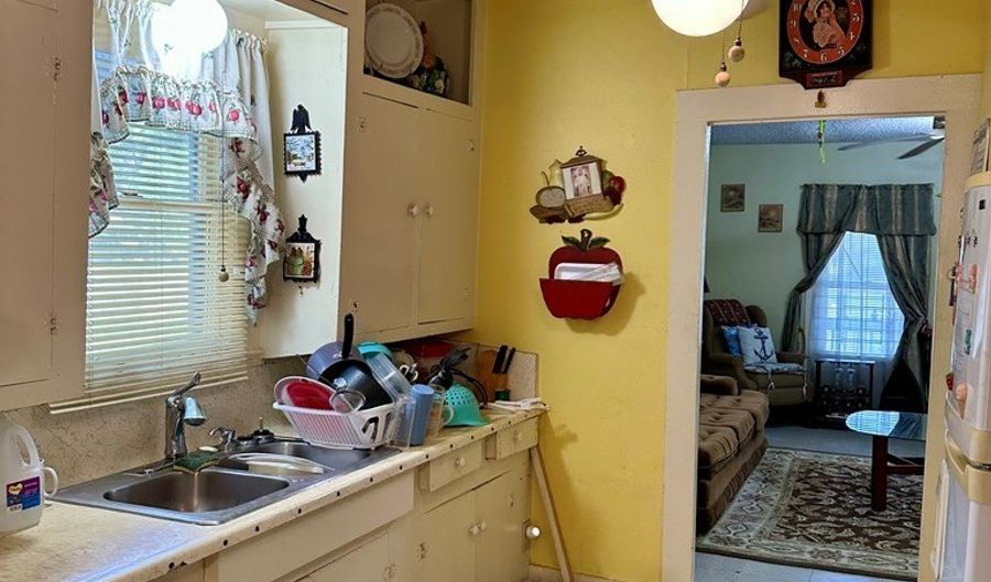 539 Goodnight, Aransas Pass, TX 78336 - 3 Beds, 2 Bath