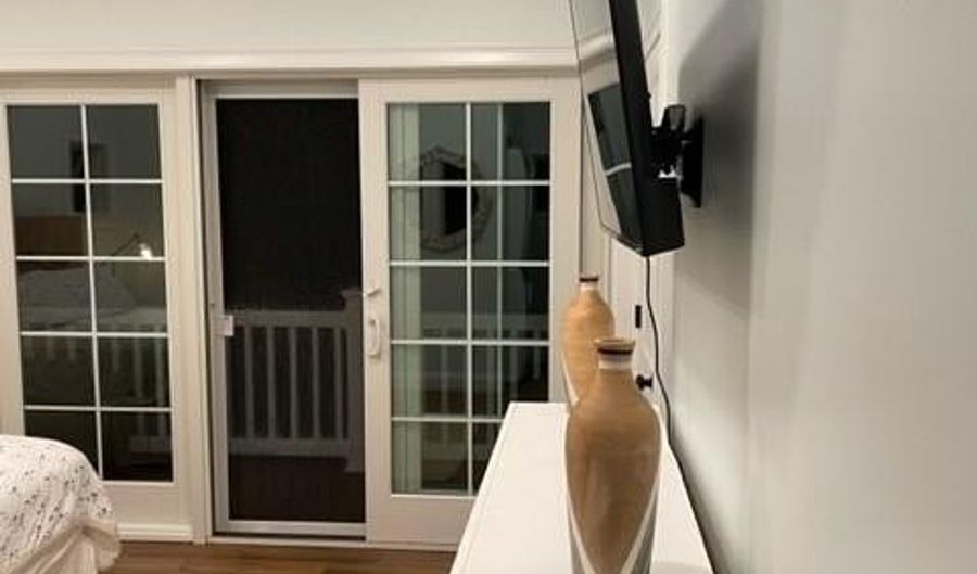 11 Tellier Rd, Narragansett, RI 02882 - 2 Beds, 2 Bath