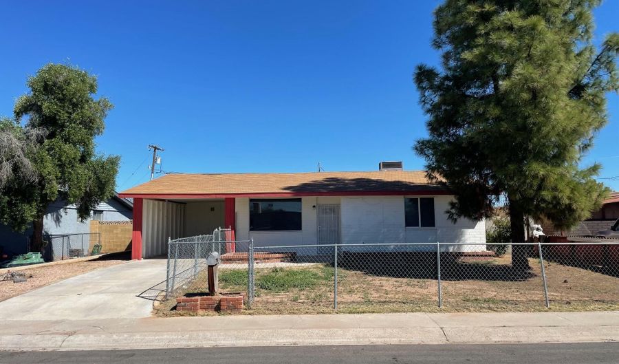 1104 E YUCCA St, Casa Grande, AZ 85122 - 3 Beds, 2 Bath