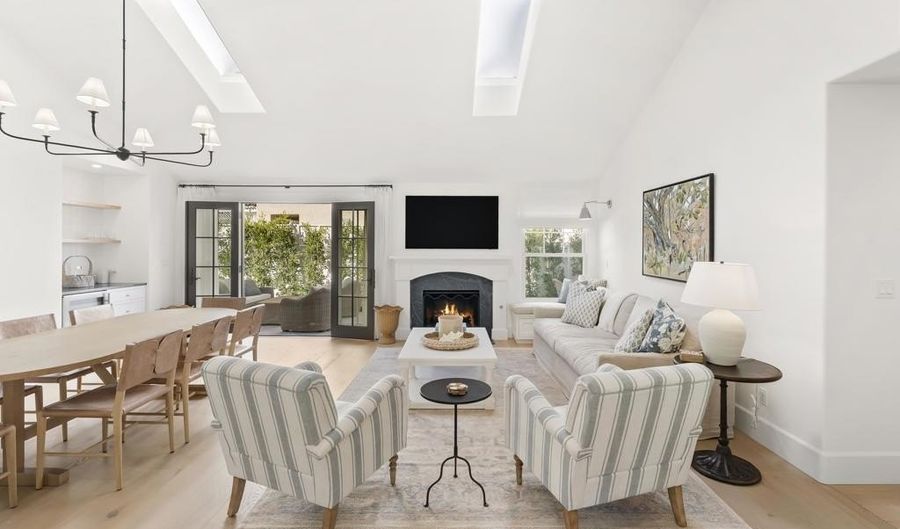 210 Estrella St, Solana Beach, CA 92075 - 4 Beds, 4 Bath