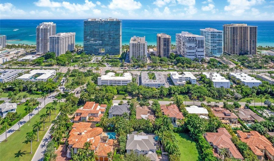 52 Camden Dr, Bal Harbour, FL 33154 - 4 Beds, 5 Bath