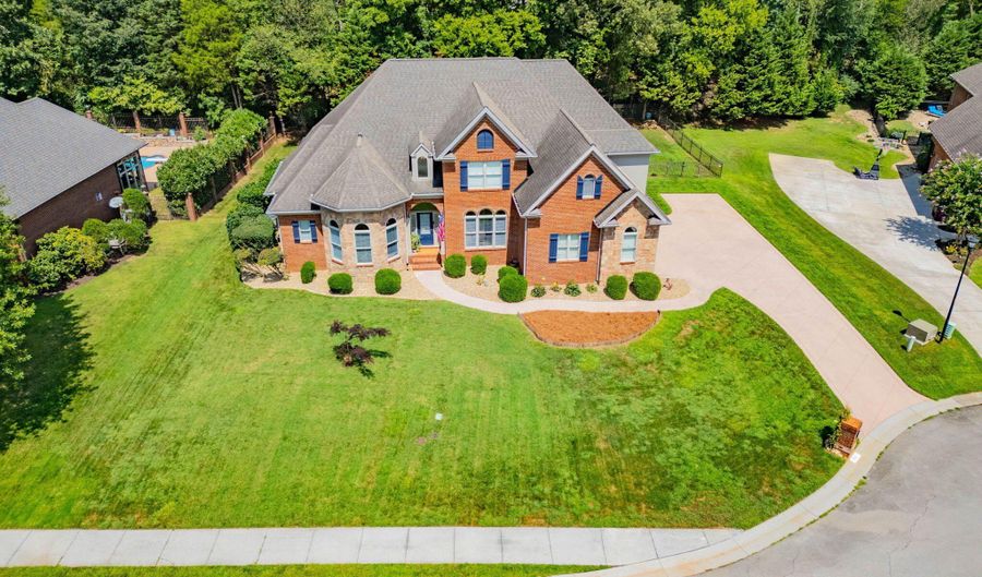 1808 Clingman View Dr, Alcoa, TN 37701 - 5 Beds, 5 Bath