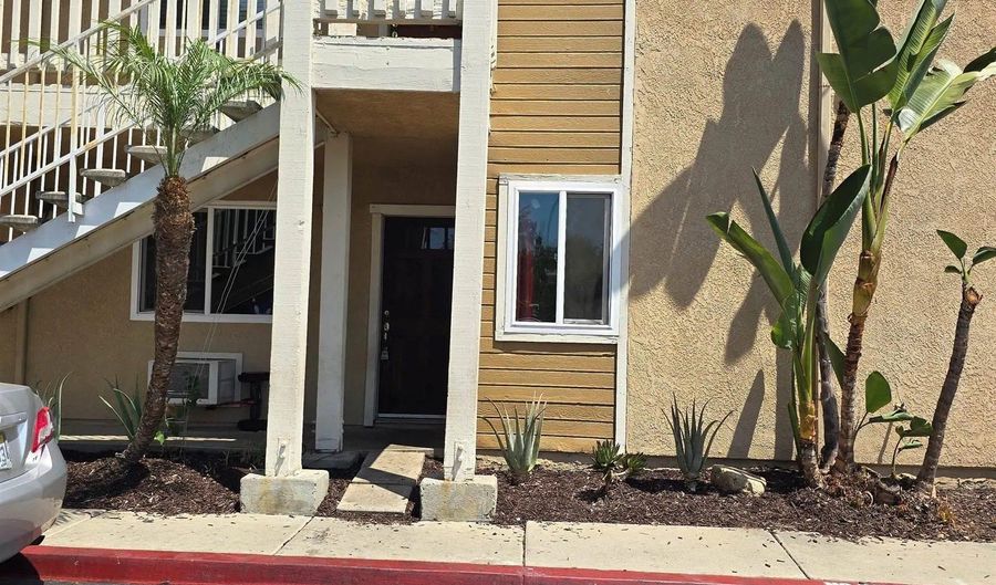 340 W 15Th Ave 5, Escondido, CA 92025 - 2 Beds, 2 Bath