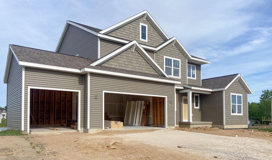 10745 56th Ave, Allendale, MI 49401 - 4 Beds, 3 Bath