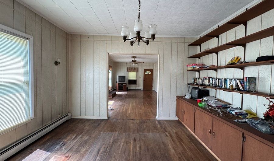 163 Church House Hollow Rd, Bandy, VA 24602 - 3 Beds, 1 Bath