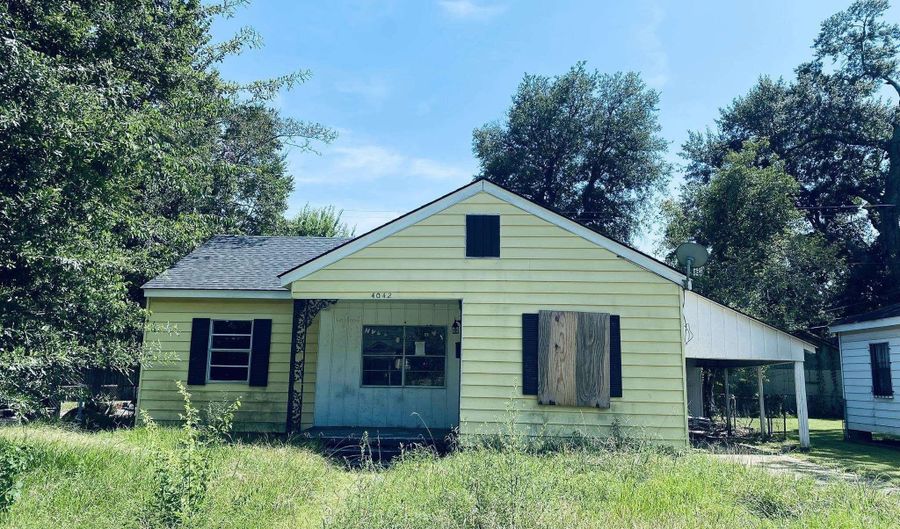 4042 S Barrow Dr, Baton Rouge, LA 70802 - 4 Beds, 2 Bath