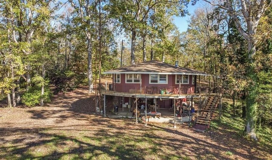 52 Ryan Ln, Abbeville, SC 29620 - 2 Beds, 2 Bath