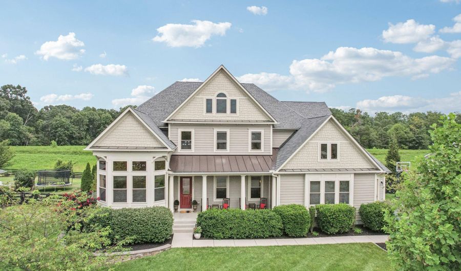 25842 YELLOW BIRCH Ct, Aldie, VA 20105 - 6 Beds, 7 Bath