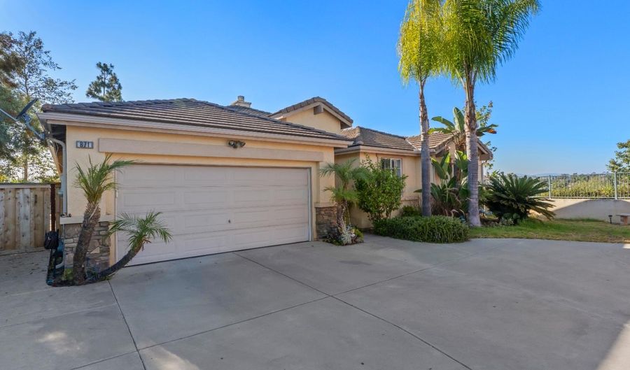 871 Niguel St, Oceanside, CA 92057 - 3 Beds, 2 Bath