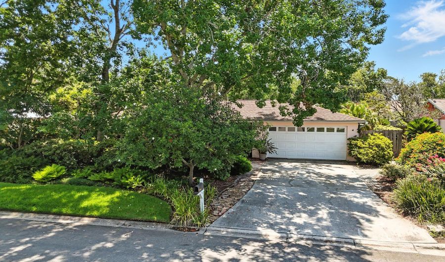 275 NAUTICAL Blvd S, Atlantic Beach, FL 32233 - 3 Beds, 3 Bath