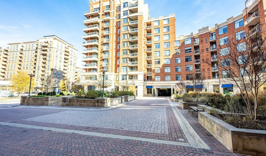 3650 S GLEBE Rd 460, Arlington, VA 22202 - 1 Beds, 1 Bath