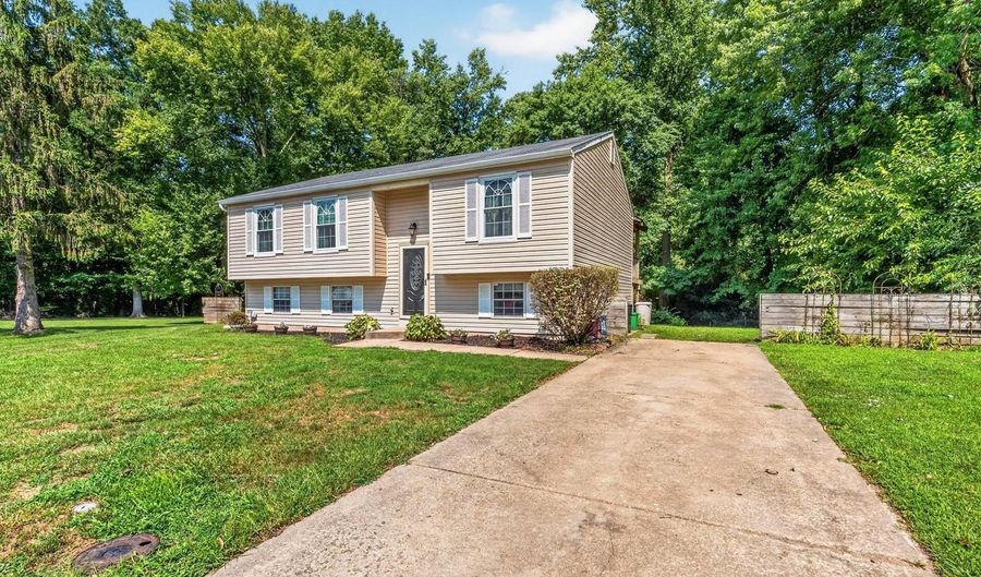425 DAWN Ct, Aberdeen, MD 21001 - 5 Beds, 2 Bath