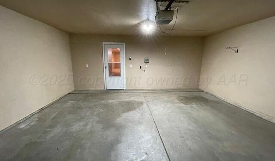 3522 S MIRROR St, Amarillo, TX 79118 - 2 Beds, 2 Bath