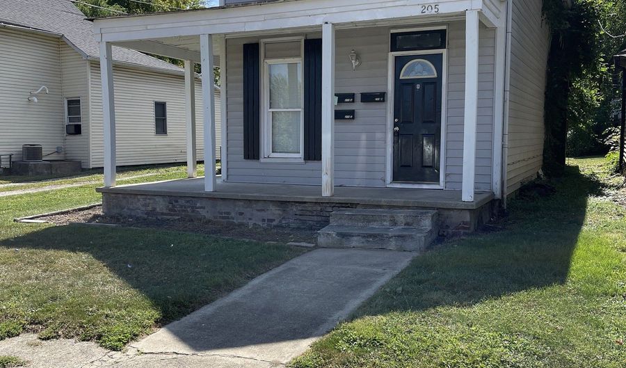 205 E College St, Crawfordsville, IN 47933 - 0 Beds, 1 Bath