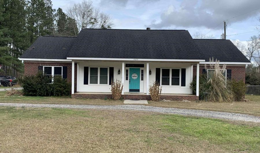 15635 Brady Rd N, Bay Minette, AL 36507 - 3 Beds, 2 Bath