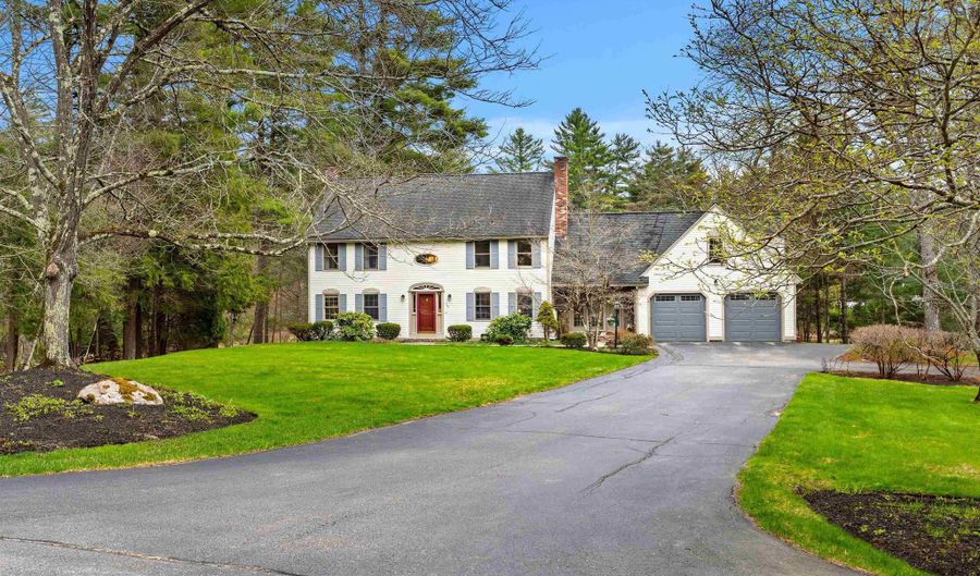 12 Magazine St, Bedford, NH 03110 - 4 Beds, 4 Bath