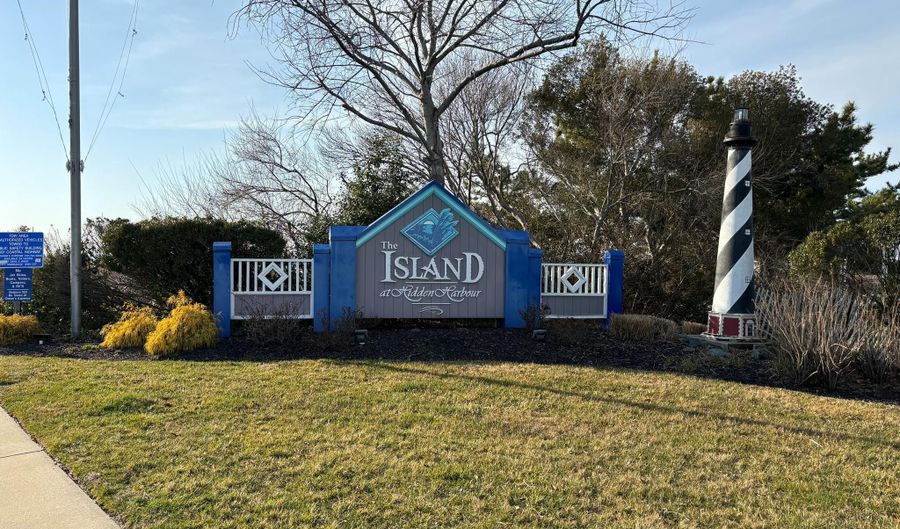 205 125TH St, Ocean City, MD 21842 2 Beds, 2 Baths, Condominium 40