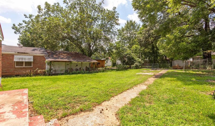 1008 MAPLEWOOD Ave, Anniston, AL 36207 - 3 Beds, 1 Bath