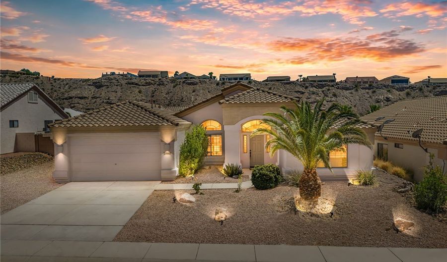 2980 DESERT BROOKS Ln, Bullhead City, AZ 86429 - 3 Beds, 2 Bath