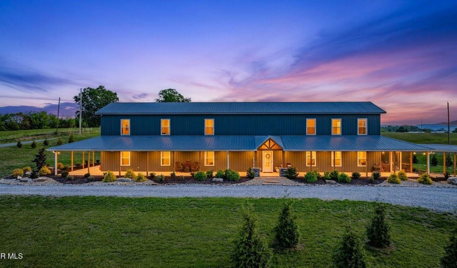 1600 Mary Lamons Rd, Afton, TN 37616 - 3 Beds, 4 Bath