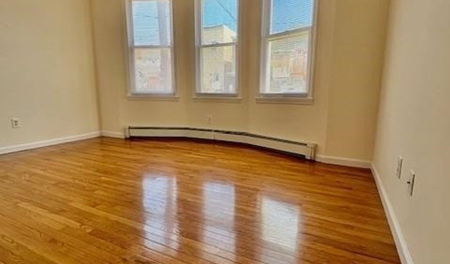 115-117 AVENUE E 5, Bayonne, NJ 07002 - 2 Beds, 1 Bath