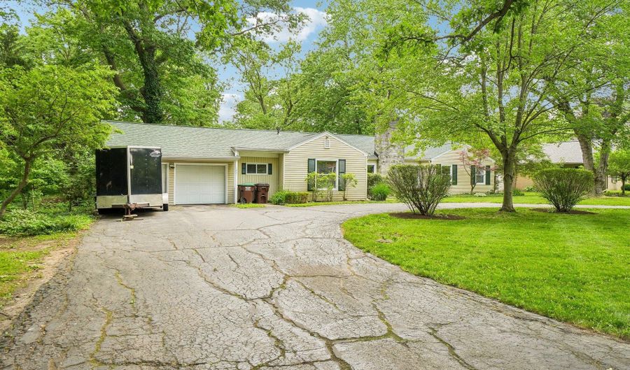 1331 E Oregon Rd, Adrian, MI 49221 - 3 Beds, 2 Bath