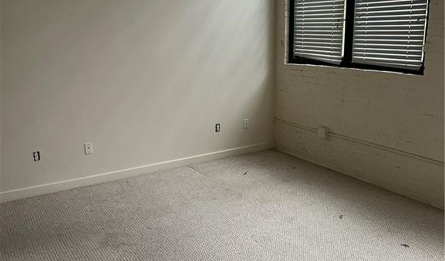 20 Newman Ave 1-1102, East Providence, RI 02916 - 2 Beds, 1 Bath